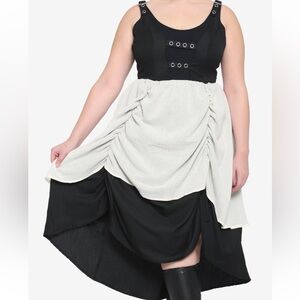 Bustle Buckle Strap Skirtall Plus Size‎ Hot Topic
